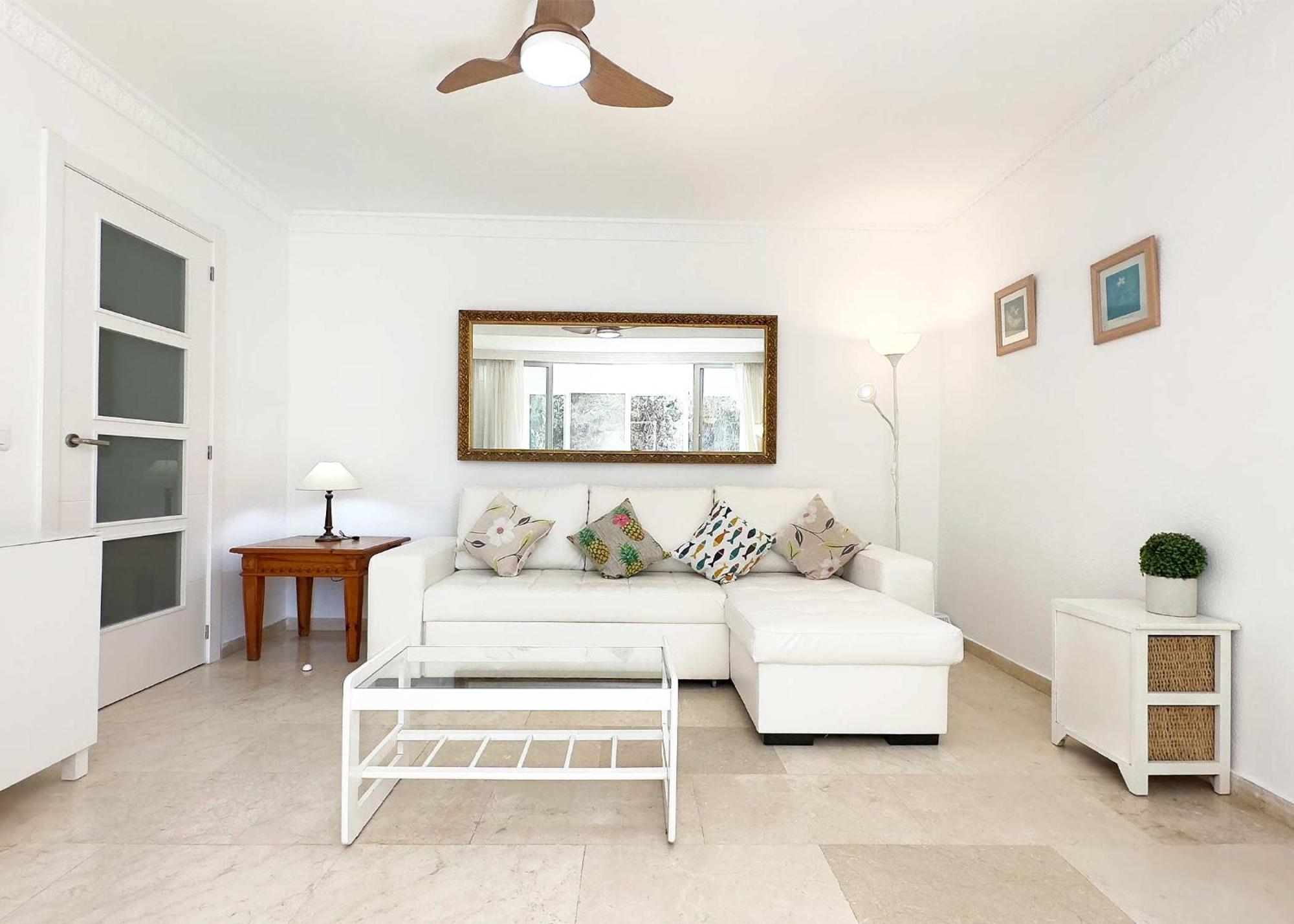 1 Bedroom Apartment Second Line Beach- Parque Marbella Building 외부 사진